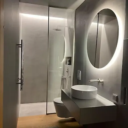Apartamento Unique Central W Patio Vilnius